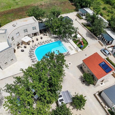 Dionis Camping Zaton Zaton  Buitenkant foto